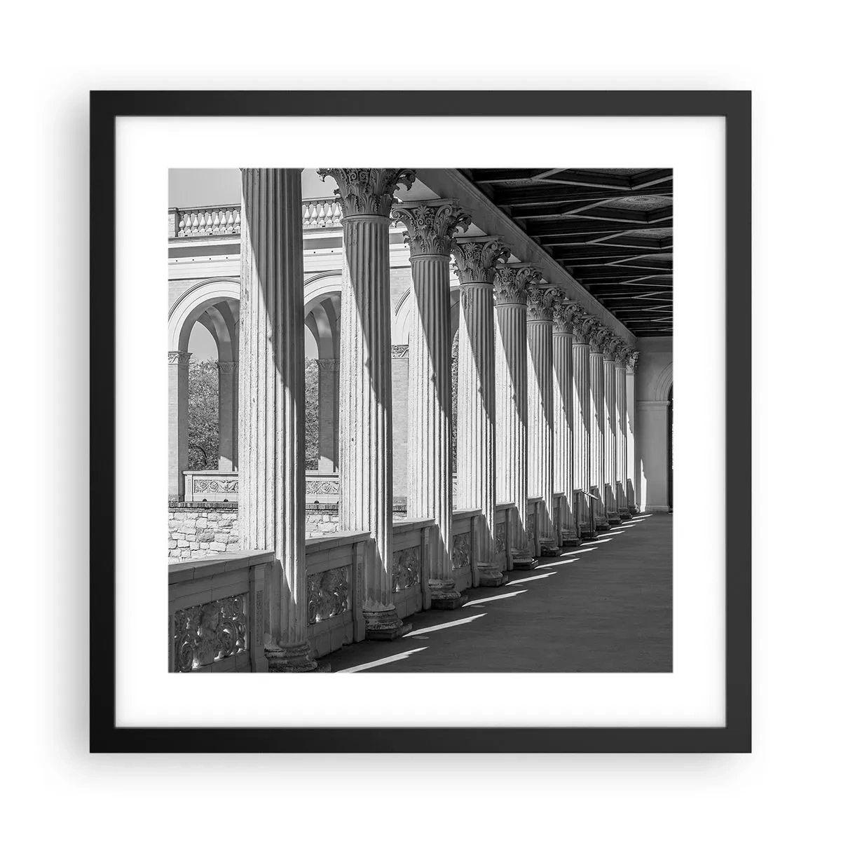 Poster in einem schwarzem Rahmen - Sonnige Arkade - 40x40 cm