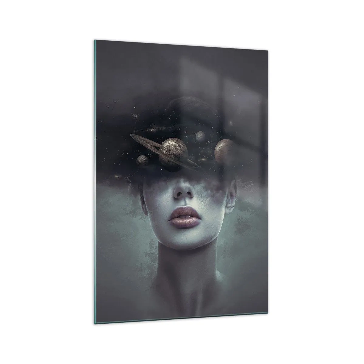 Glasbild - Bild auf glas - Ein Frauengesicht mit einem Planeten- und Weltraummotiv im Hintergrund - 70x100cm - Und die Planeten spielen verrückt ... - Moderne Wanddekoration für Wohnzimmer und Schlafzimmer ARTTOR