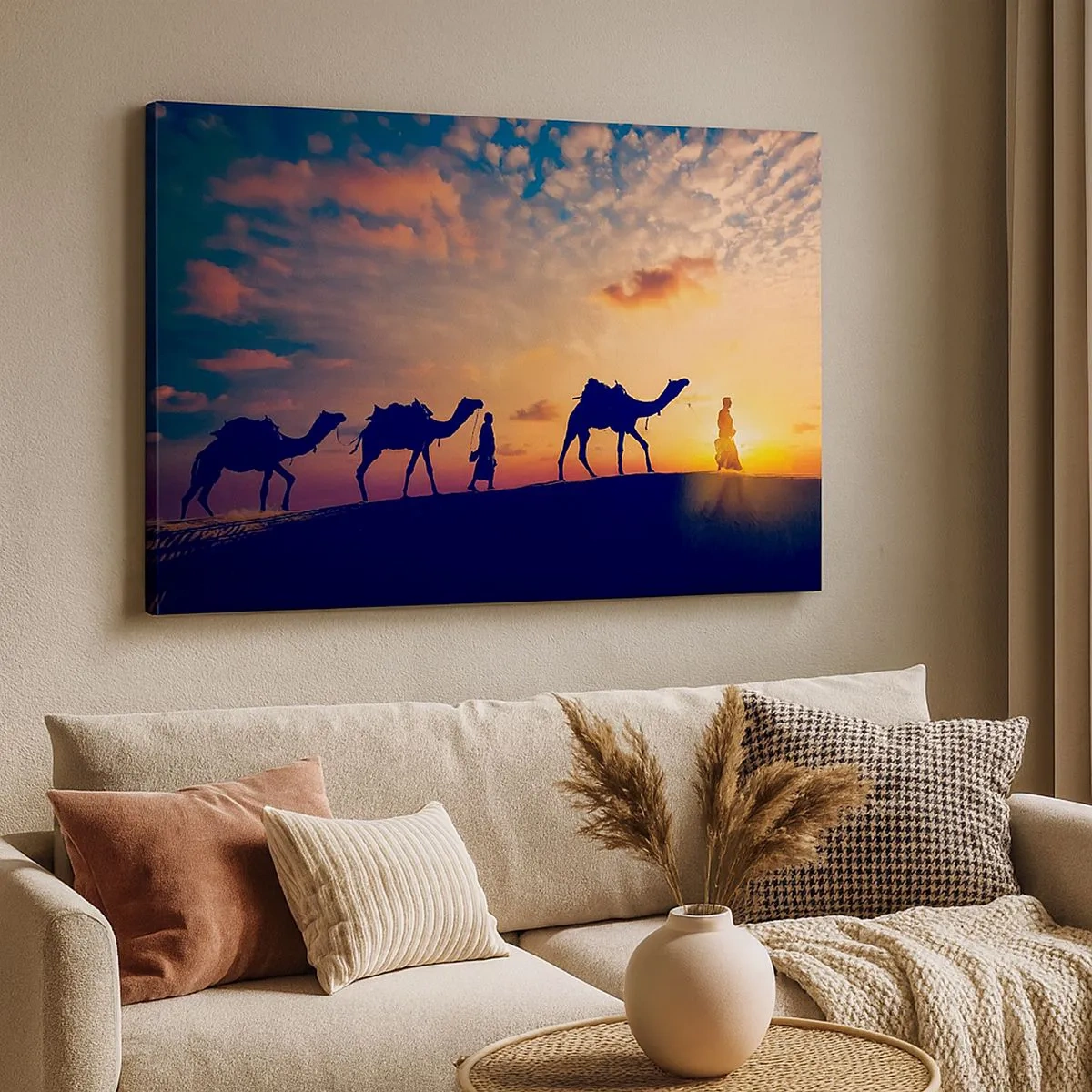 Bild auf Leinwand - Leinwandbild - Eine Karawane von Kamelen wandert bei Sonnenuntergang durch die Wüste - 70x50cm - Der geheimnisvolle Geist des Orients - Moderne Wanddekoration für Wohnzimmer und Schlafzimmer ARTTOR