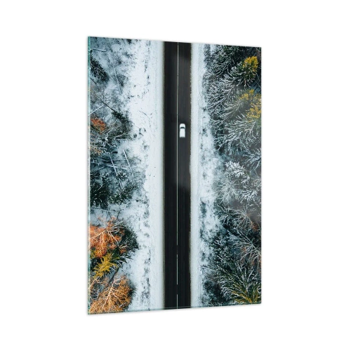 Glasbild - Bild auf glas - Eine Winterstraße durch einen schneebedeckten Wald mit bunten Bäumen - 50x70cm - Schnitt durch den Winterwald - Moderne Wanddekoration für Wohnzimmer und Schlafzimmer ARTTOR