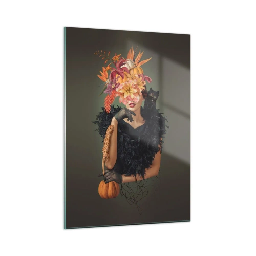 Glasbild - Bild auf glas - Figur einer Frau in Schwarz mit einem Kürbis, einer Katze und einem Blumenarrangement - 50x70cm - Der Zauber einer Hexe - Moderne Wanddekoration für Wohnzimmer und Schlafzimmer ARTTOR