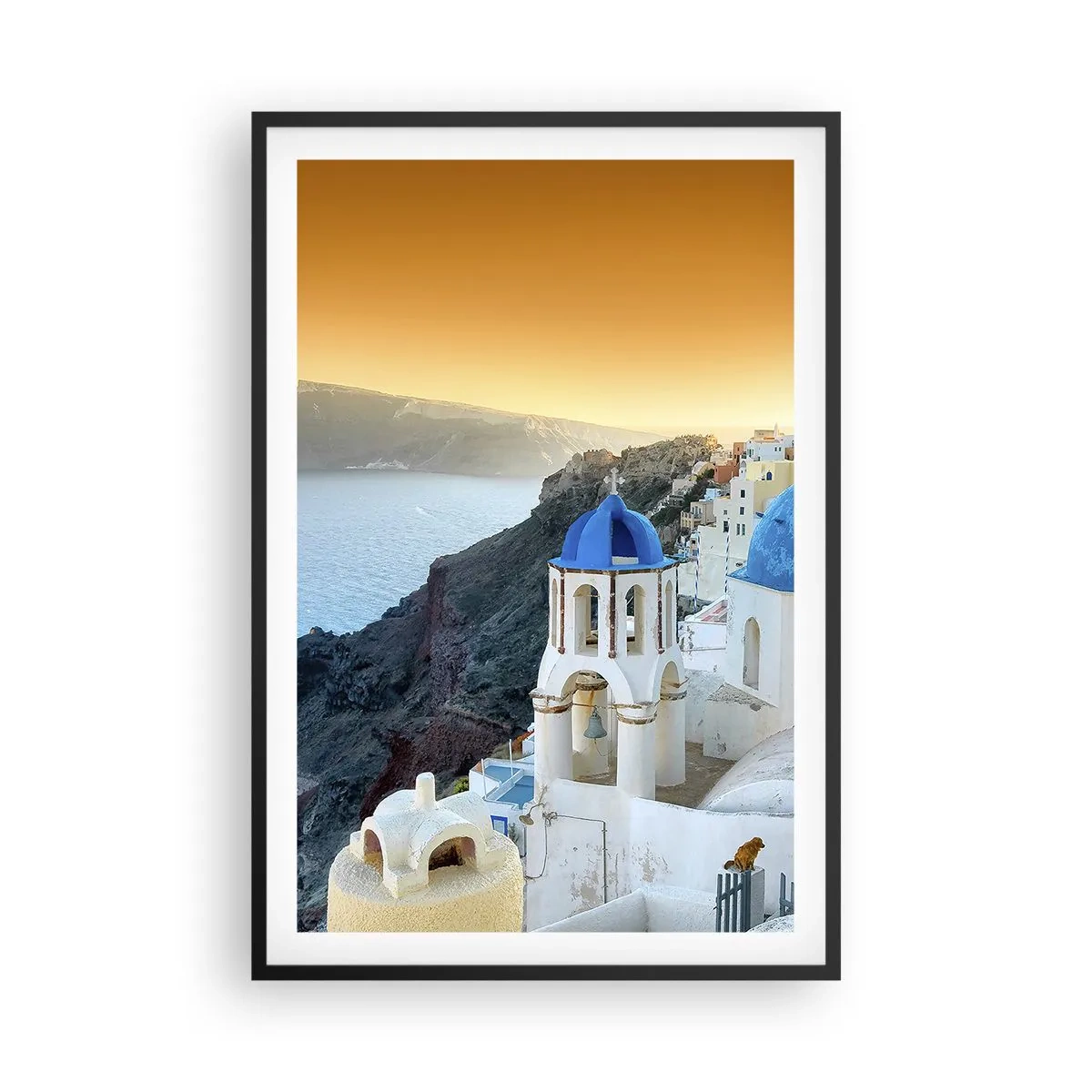 Poster in einem schwarzem Rahmen - Santorini - an die Felsen gekuschelt - 61x91 cm