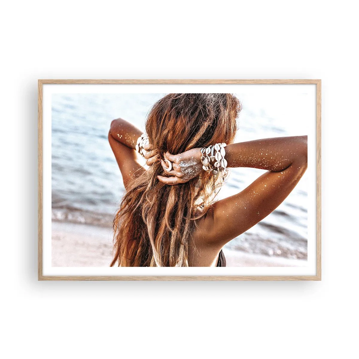 Poster in einem Rahmen aus heller Eiche - Eine Schwester von Wasser und Sonne - 100x70 cm