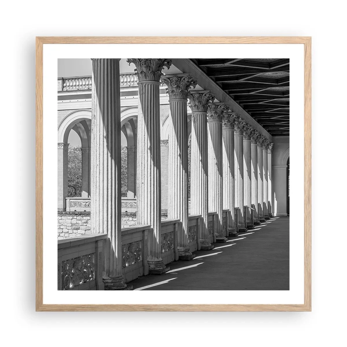 Poster in einem Rahmen aus heller Eiche - Sonnige Arkade - 60x60 cm