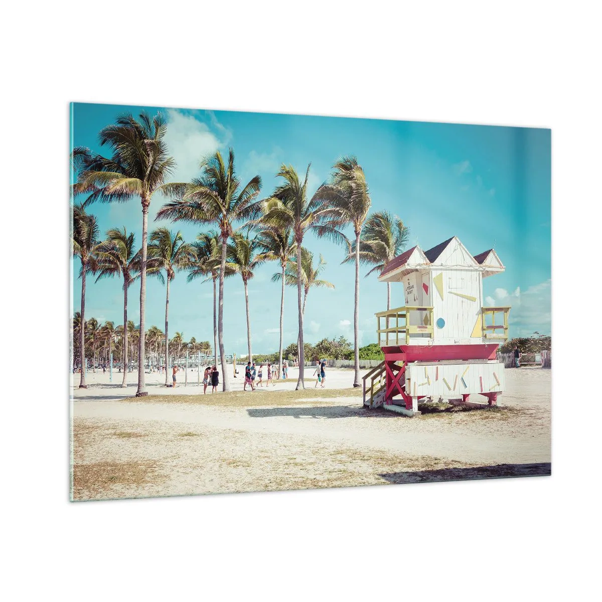 Glasbild - Bild auf glas - Ein Strand mit Palmen und einem Rettungsschwimmerturm an einem sonnigen Tag - 100x70cm - Dir steht ein schöner Tag bevor - Moderne Wanddekoration für Wohnzimmer und Schlafzimmer ARTTOR