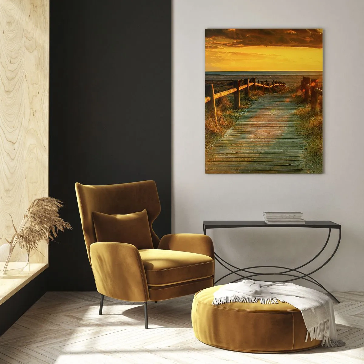 Glasbild - Bild auf glas - Ein Holzweg, der in Richtung der untergehenden Sonne führt - 50x70cm - In altem Gold gebadet - Moderne Wanddekoration für Wohnzimmer und Schlafzimmer ARTTOR