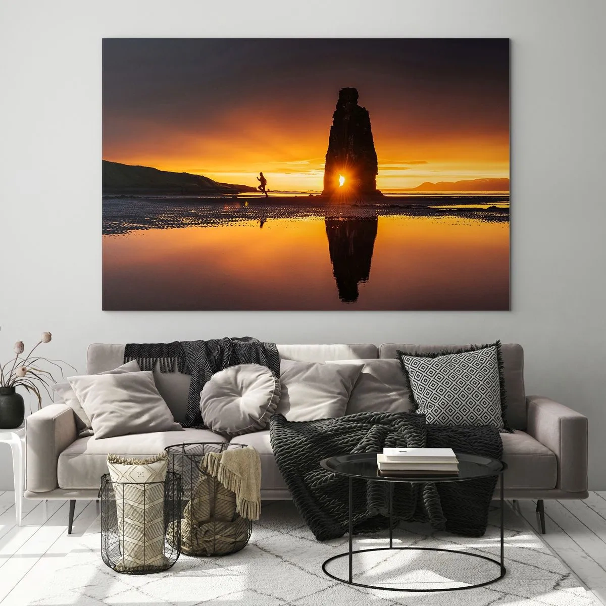 Glasbild - Bild auf glas - Sonnenuntergang mit einer menschlichen Silhouette und einer Felsformation - 120x80cm - Nur du und die Natur - Moderne Wanddekoration für Wohnzimmer und Schlafzimmer ARTTOR