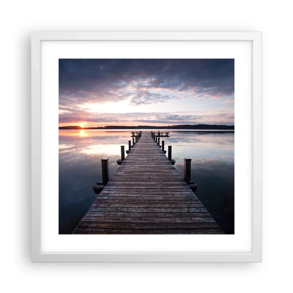 Poster in einem weißen Rahmen - Eine stille Grenze zwischen Tag und Nacht - 40x40 cm