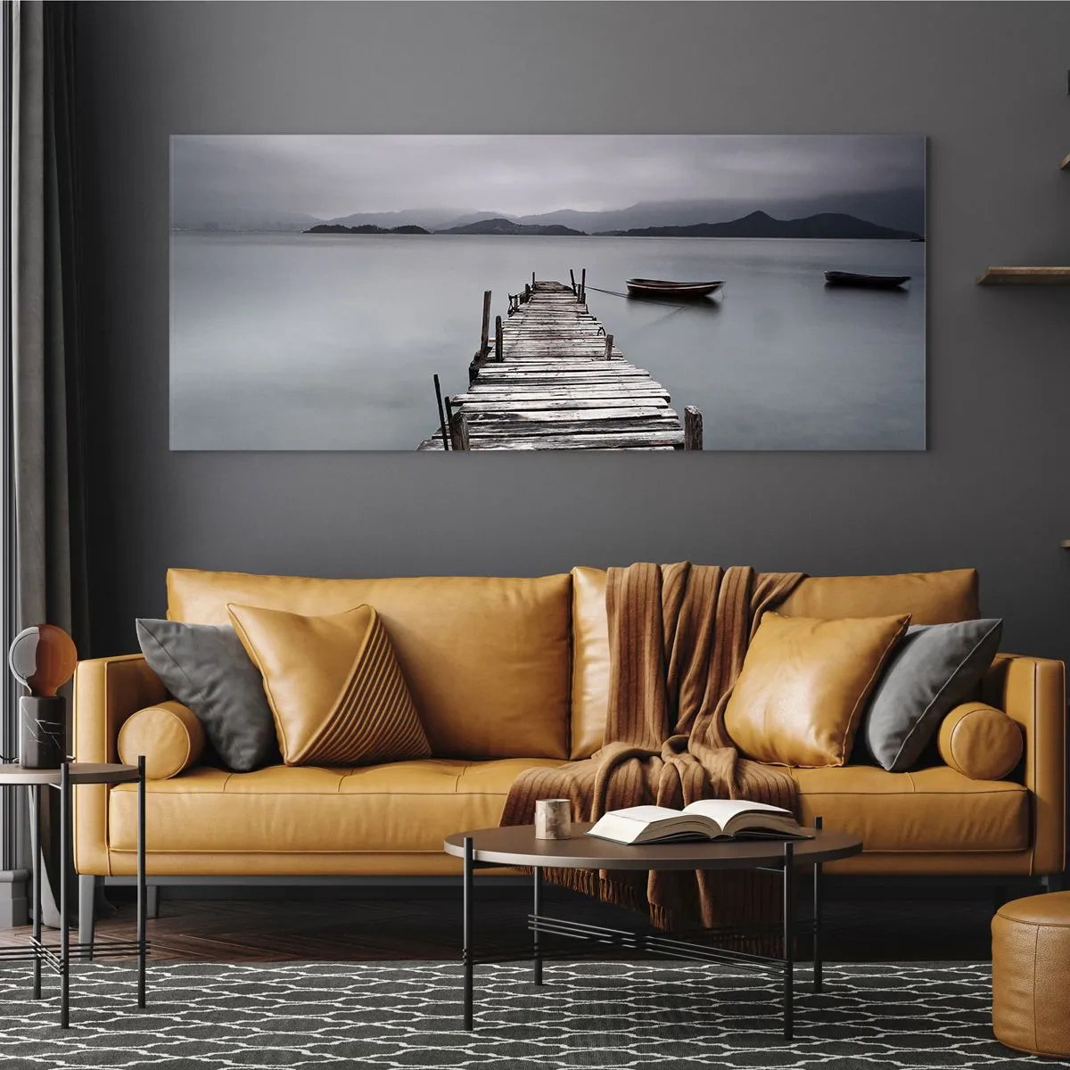 Glasbild - Bild auf glas - Eine Holzbrücke, die zur ruhigen Oberfläche des Sees führt - 120x50cm - Du kannst morgen gehen - Moderne Wanddekoration für Wohnzimmer und Schlafzimmer ARTTOR