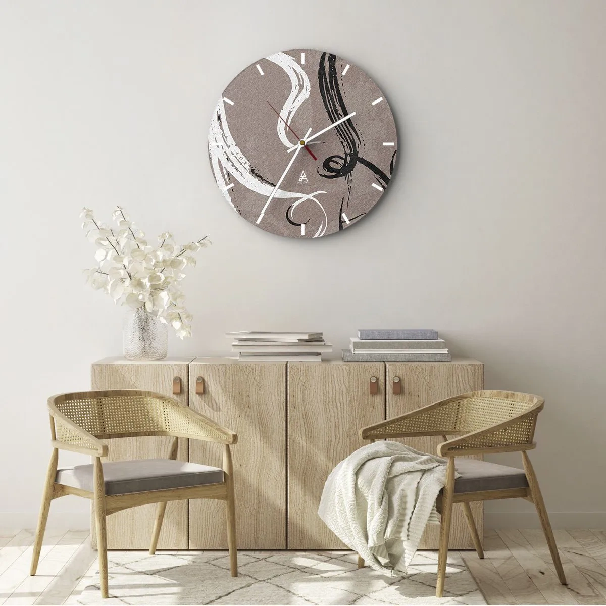Wanduhr - Glasuhr - Brauner Hintergrund mit ausdrucksstarken schwarzen und weißen Pinselstrichen - 30x30cm - Komposition – die Suche nach Fülle - Moderne Wanddekoration für Wohnzimmer, Küche und Schlafzimmer ARTTOR