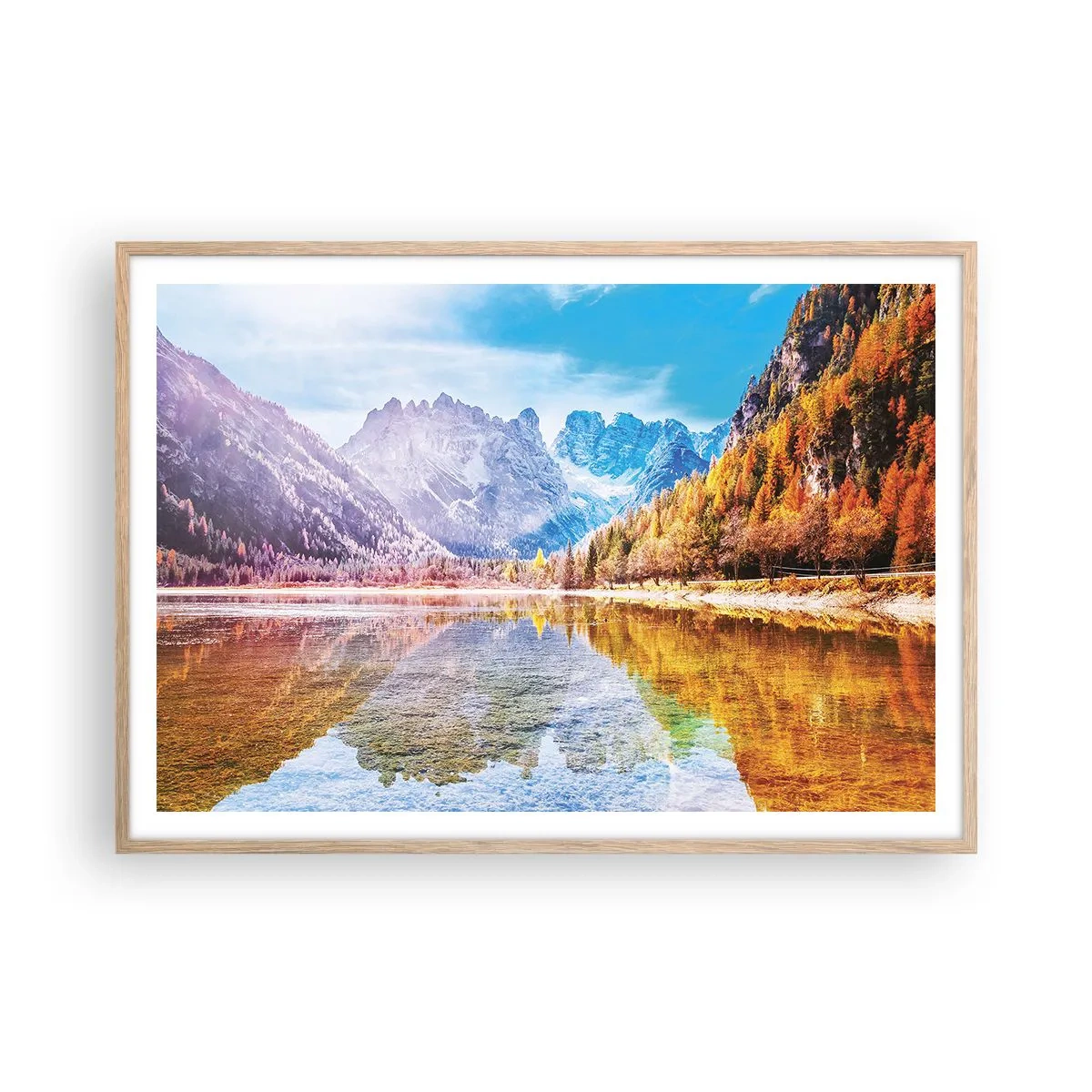 Poster in einem Rahmen aus heller Eiche - Und in den Bergen ist es schon Herbst - 100x70 cm