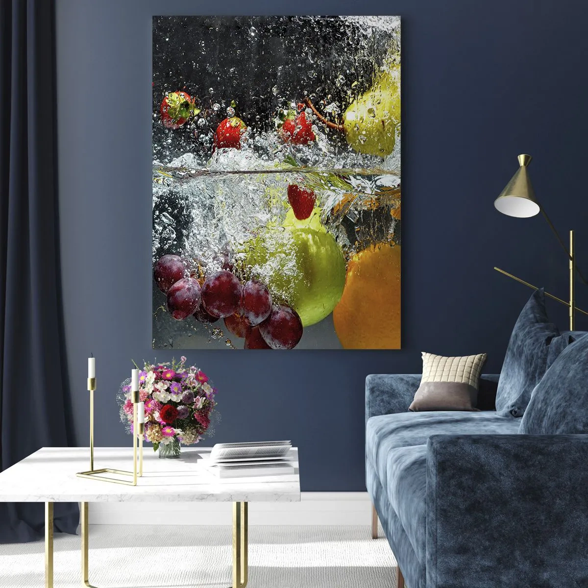 Glasbild - Bild auf glas - In Wasser getauchte Früchte mit dynamischen Spritzern - 50x70cm - Fruchterfrischung - Moderne Wanddekoration für Wohnzimmer und Schlafzimmer ARTTOR