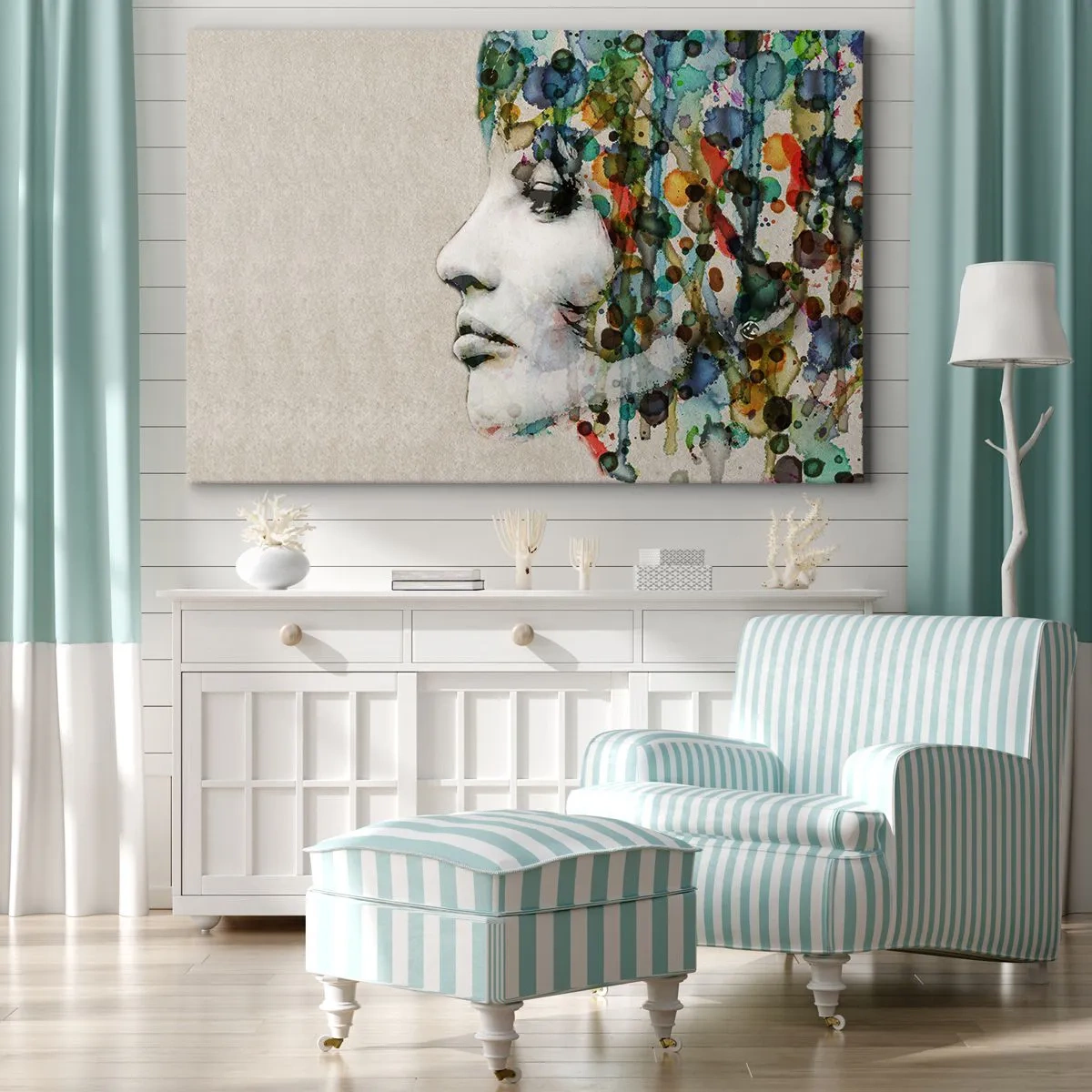 Bild auf Leinwand - Leinwandbild - Profil einer Frau in Aquarellfarben mit abstraktem Hintergrund - 100x70cm - Sie tauchte aus dem Grau auf - Moderne Wanddekoration für Wohnzimmer und Schlafzimmer ARTTOR