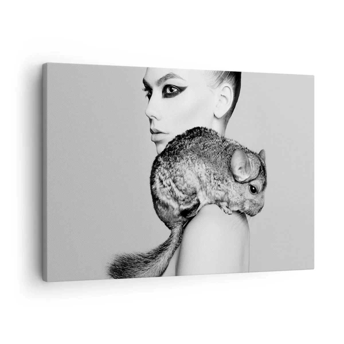 Bild auf Leinwand - Leinwandbild - Stilisierte Frau mit einem Chinchilla in einer eleganten Schwarz-Weiß-Komposition - 70x50cm - Dame mit einem Chinchilla - Moderne Wanddekoration für Wohnzimmer und Schlafzimmer ARTTOR