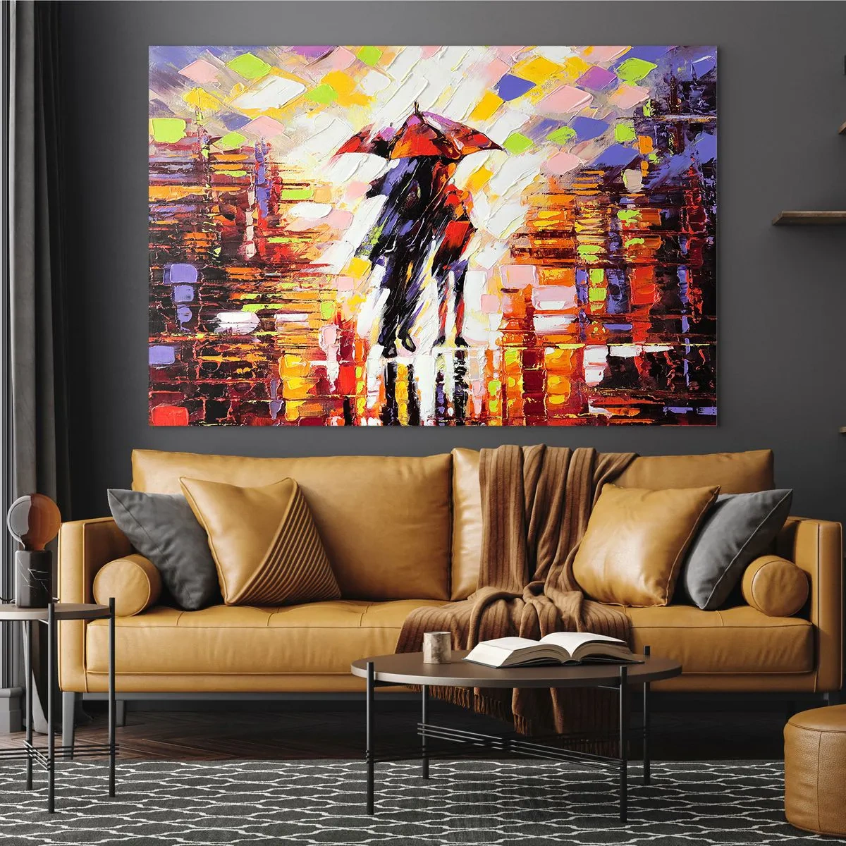Glasbild - Bild auf glas - Ein Paar unter einem roten Regenschirm in einer bunten Stadt - 120x80cm - Gemeinsam durch die Nacht und den Regen - Moderne Wanddekoration für Wohnzimmer und Schlafzimmer ARTTOR
