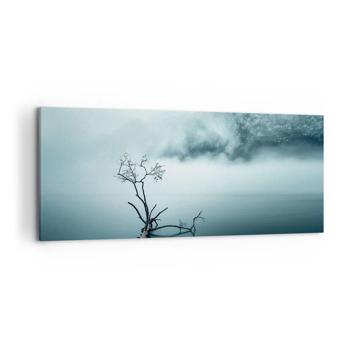 Bild auf Leinwand - Leinwandbild - Ein einsamer Baum im Wasser, umgeben von Nebel und Bergen - 120x50cm - Aus Wasser und Nebel - Moderne Wanddekoration für Wohnzimmer und Schlafzimmer ARTTOR