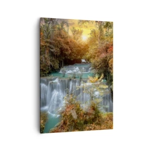 Bild auf Leinwand - Leinwandbild - Herbstlicher Wasserfall, umgeben von bunten Bäumen im Sonnenlicht - 50x70cm - Versteckter Schatz des Waldes - Moderne Wanddekoration für Wohnzimmer und Schlafzimmer ARTTOR