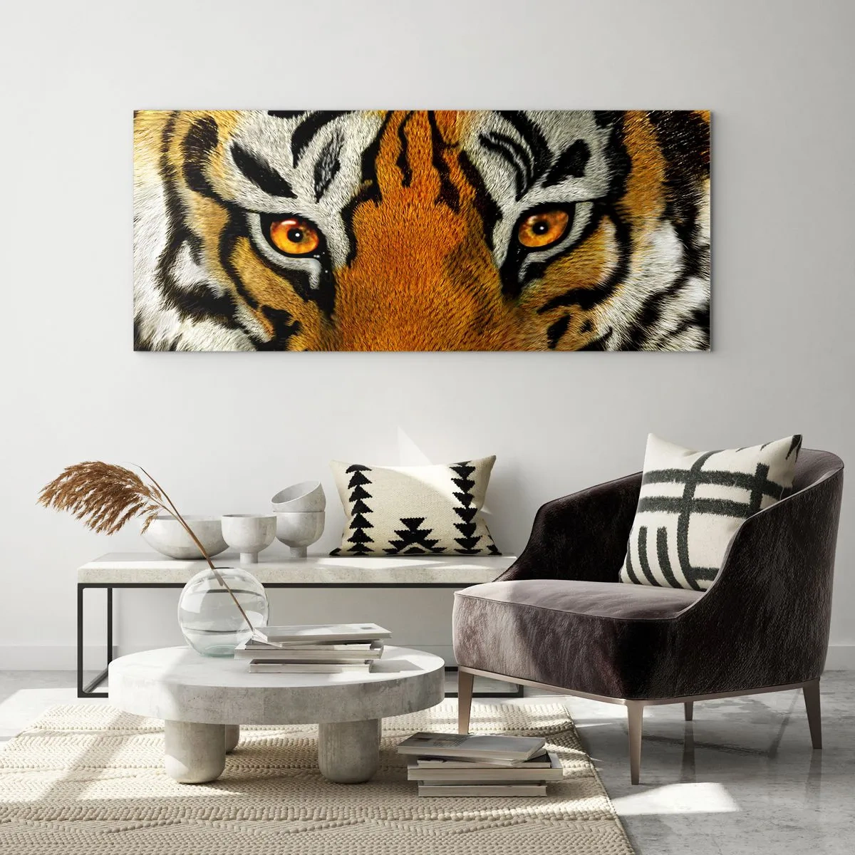 Glasbild - Bild auf glas - Nahaufnahme eines Tigers mit intensivem Blick - 140x50cm - Schrecklich und schön - Moderne Wanddekoration für Wohnzimmer und Schlafzimmer ARTTOR