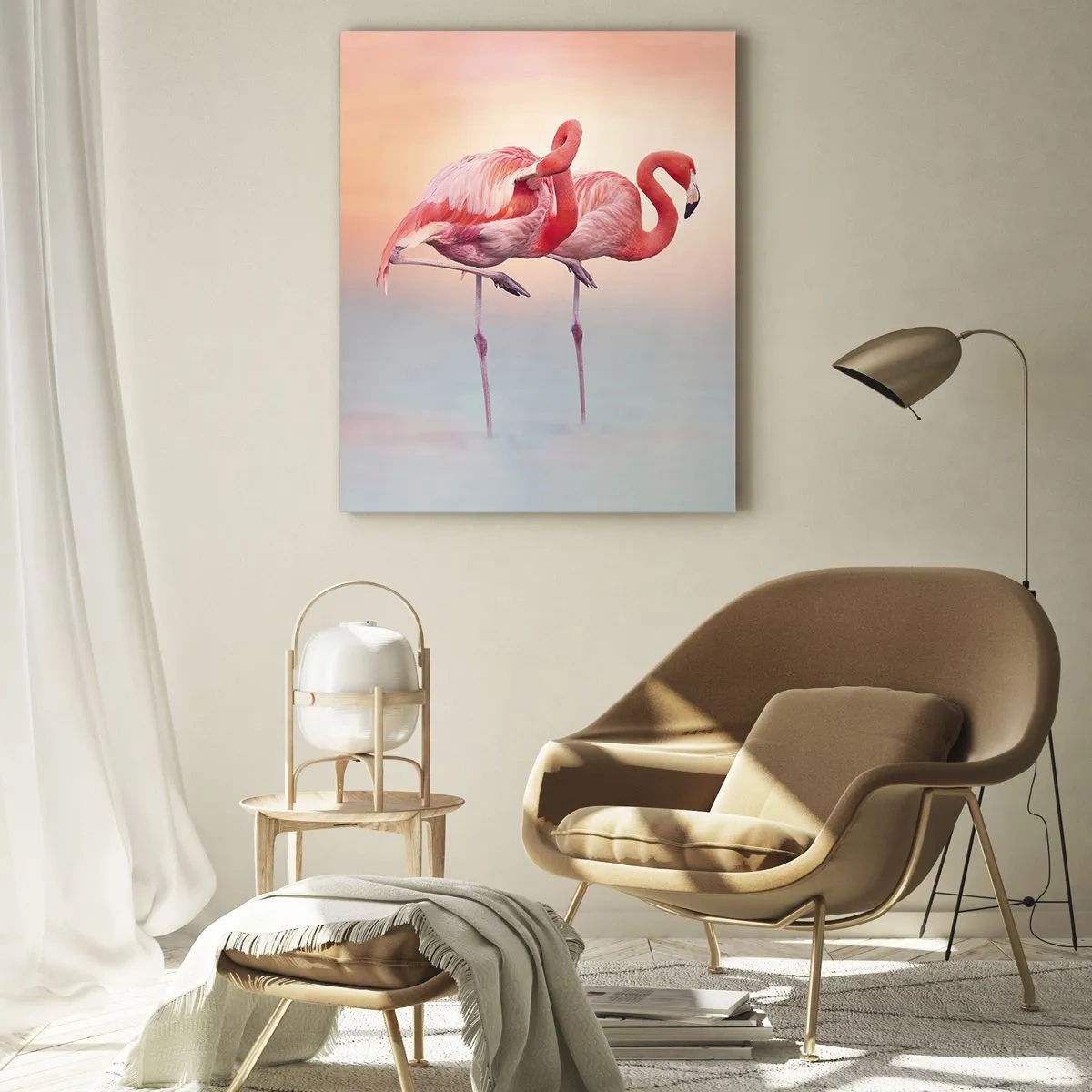 Glasbild - Bild auf glas - Zwei Flamingos stehen im Wasser vor einem pastellfarbenen Sonnenuntergangshintergrund - 50x70cm - Die Farbe der untergehenden Sonne - Moderne Wanddekoration für Wohnzimmer und Schlafzimmer ARTTOR