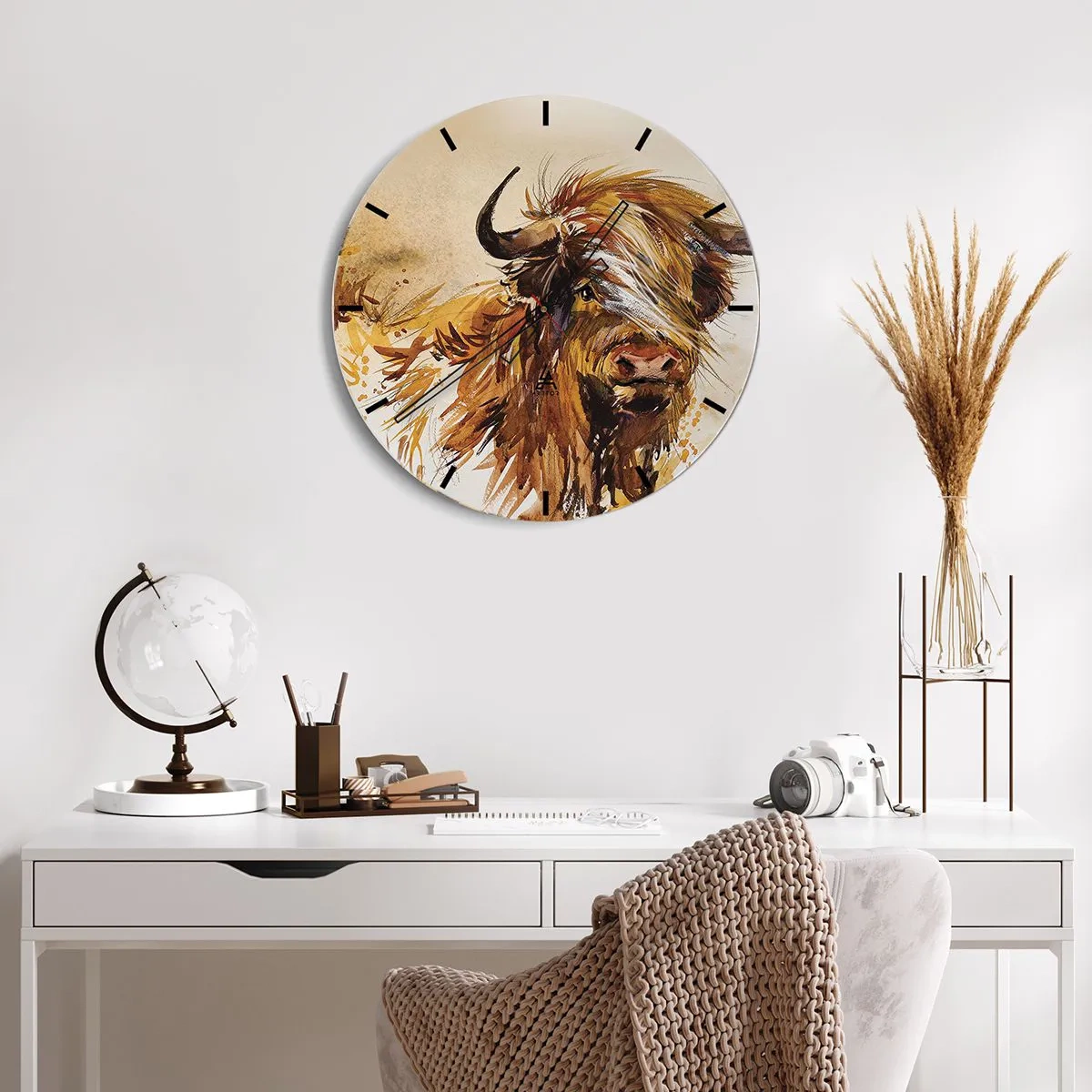 Wanduhr - Glasuhr - Eine gemalte Illustration eines schottischen Stiers mit wallendem Fell - 30x30cm - Stolz des Jägers - Moderne Wanddekoration für Wohnzimmer, Küche und Schlafzimmer ARTTOR