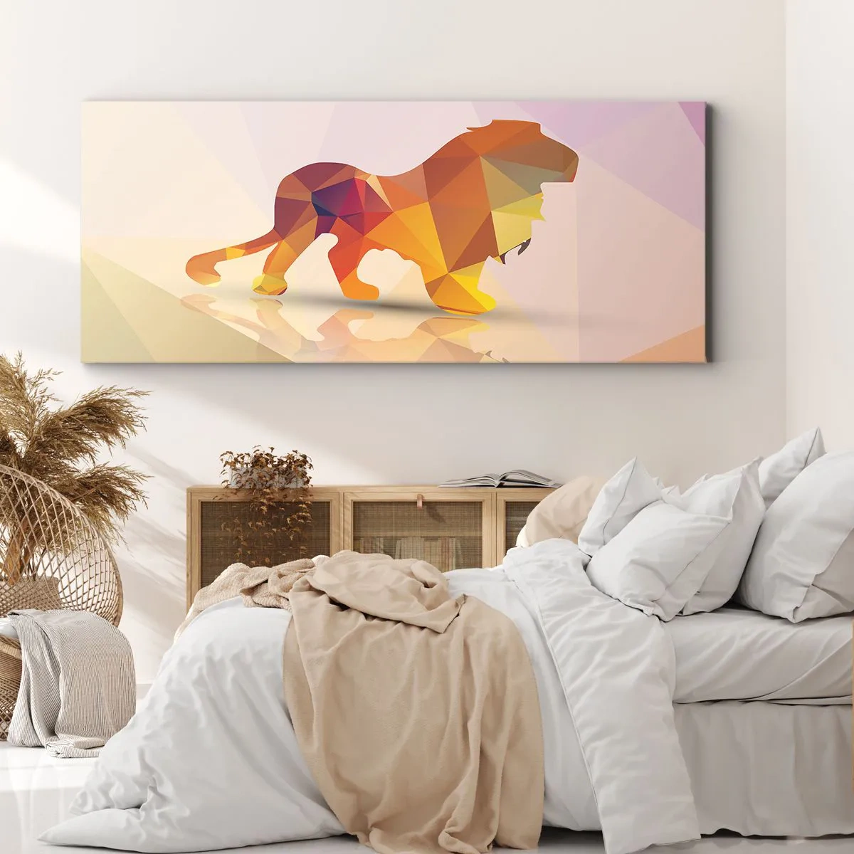 Bild auf Leinwand - Leinwandbild - Geometrische Silhouette eines Löwen in Gelb- und Orangetönen - 120x50cm - Der Diamantenkönig - Moderne Wanddekoration für Wohnzimmer und Schlafzimmer ARTTOR