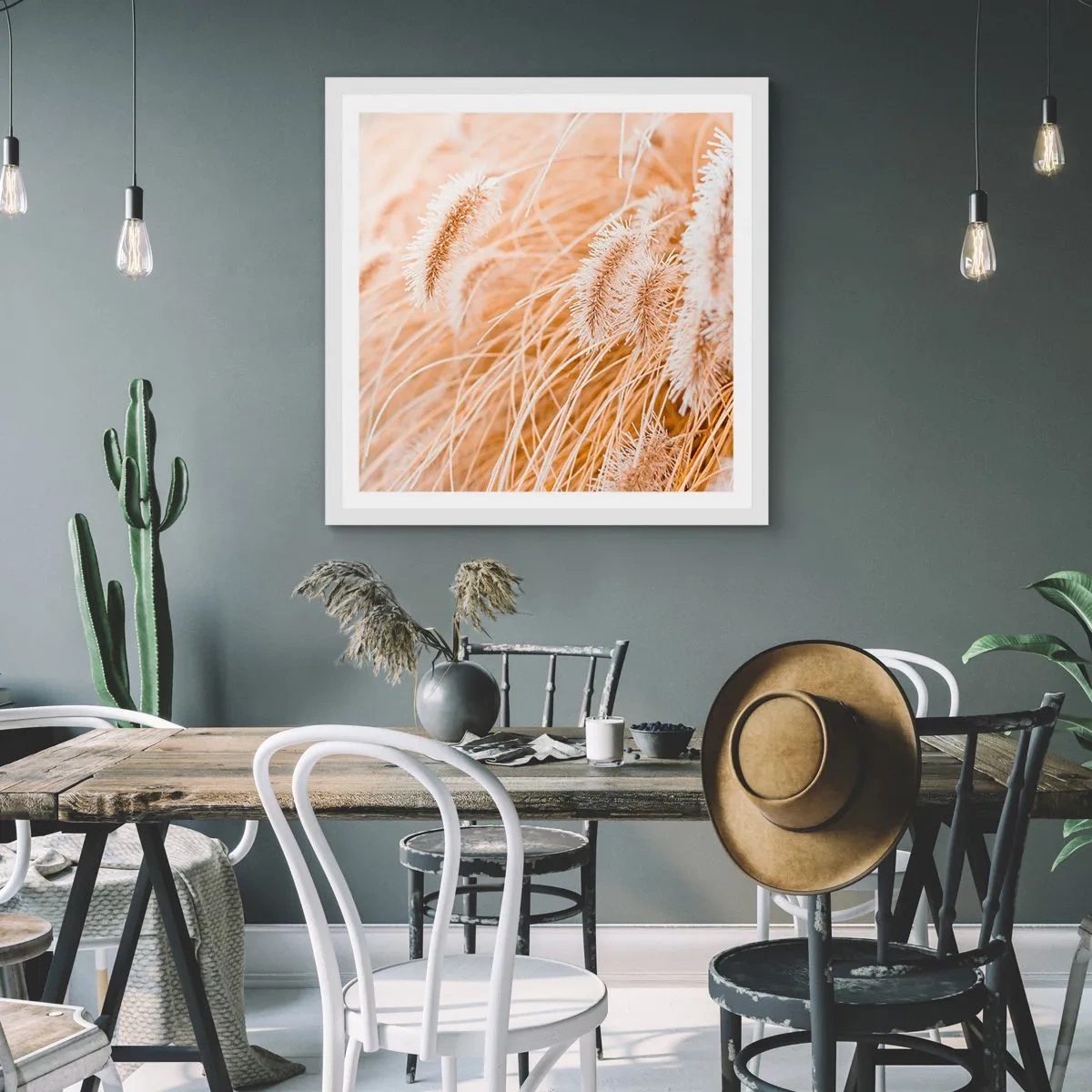 Poster in einem weißen Rahmen - Das goldene Rauschen des Grases - 30x30 cm