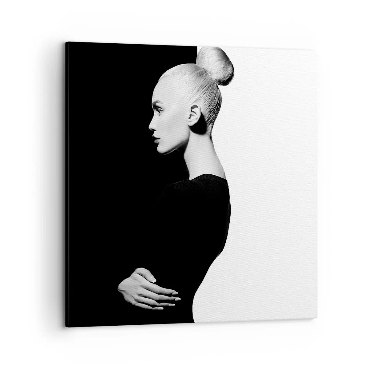 Bild auf Leinwand - Leinwandbild - Einfach eine Frau - 50x50 cm