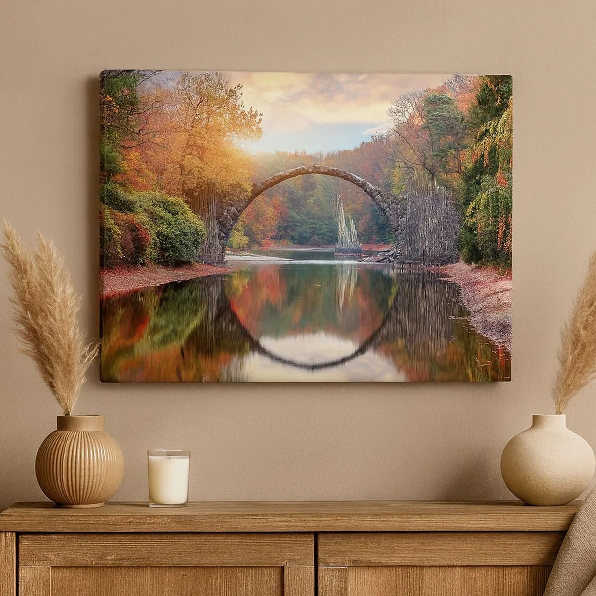 Bild auf Leinwand - Leinwandbild - Eine Steinbrücke in einer Herbstlandschaft über ruhigem Wasser - 70x50cm - Auf der anderen Seite des Spiegels - Moderne Wanddekoration für Wohnzimmer und Schlafzimmer ARTTOR