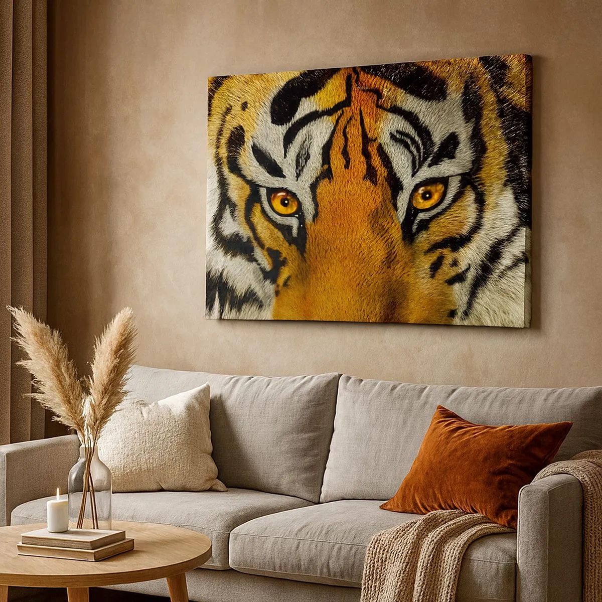 Bild auf Leinwand - Leinwandbild - Nahaufnahme eines Tigers mit intensivem Blick - 70x50cm - Schrecklich und schön - Moderne Wanddekoration für Wohnzimmer und Schlafzimmer ARTTOR