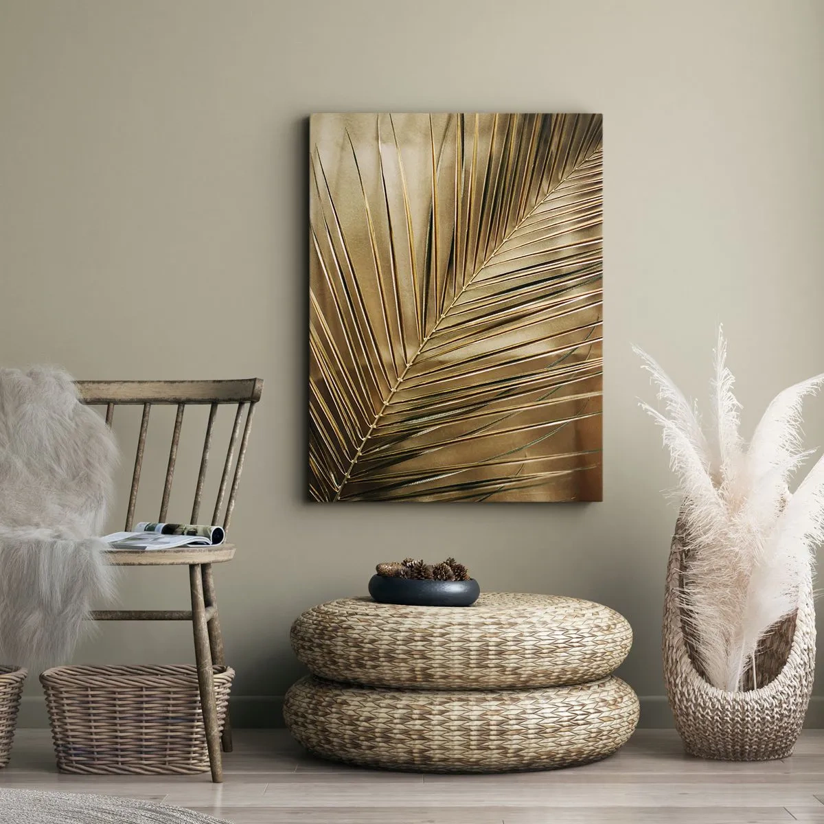 Bild auf Leinwand - Leinwandbild - Goldenes Palmblatt auf einem einfarbigen Hintergrund - 70x100cm - Natürliche Kolonnade - Moderne Wanddekoration für Wohnzimmer und Schlafzimmer ARTTOR