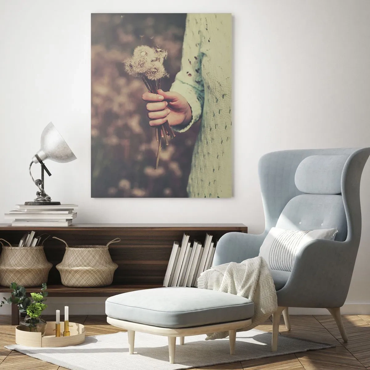 Glasbild - Bild auf glas - Eine Hand hält Löwenzahn vor dem unscharfen Hintergrund eines Feldes voller Blumen. - 70x100cm - Bitte behalte sie - Moderne Wanddekoration für Wohnzimmer und Schlafzimmer ARTTOR