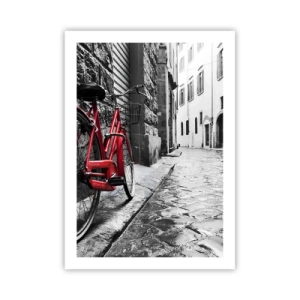 Poster - Ein rotes Fahrrad auf einer schwarz-weißen Kopfsteinpflasterstraße - 50x70cm - Wahre Schönheit wird nicht alt - Moderne Wanddekoration für Wohnzimmer und Schlafzimmer ARTTOR