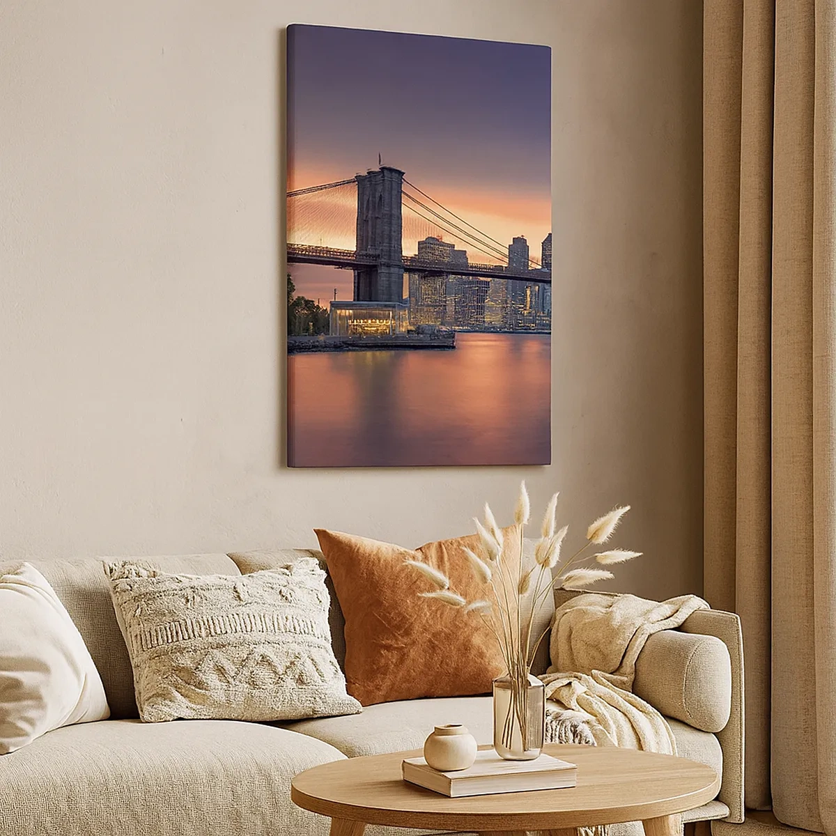 Bild auf Leinwand - Leinwandbild - Nachtpanorama der Stadt mit einer Brücke und einem beleuchteten Himmel - 50x70cm - Eingetaucht in lila Stille - Moderne Wanddekoration für Wohnzimmer und Schlafzimmer ARTTOR