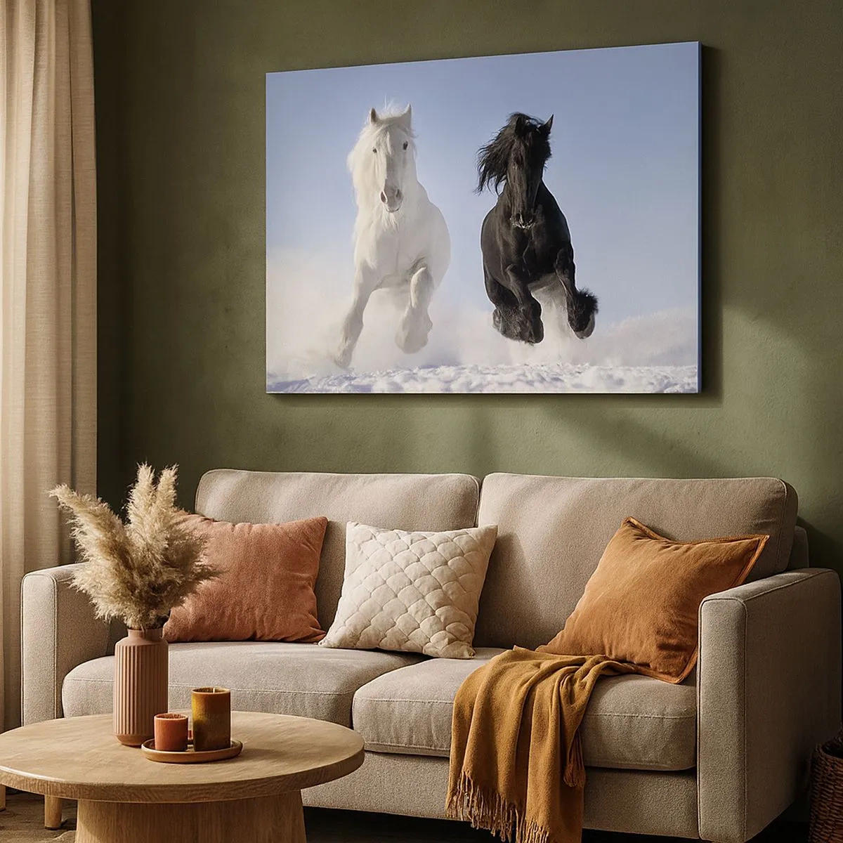 Bild auf Leinwand - Leinwandbild - Ein weißes und ein schwarzes Pferd galoppieren durch den Schnee - 70x50cm - Schwarz-Weiß-Galopp - Moderne Wanddekoration für Wohnzimmer und Schlafzimmer ARTTOR