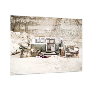 Glasbild - Bild auf glas - Das Innere eines Wohnmobils in einer Wüstenlandschaft mit Boho- und Naturelementen. - 100x70cm - Es ist die Zeit, die Reise zu beginnen - Moderne Wanddekoration für Wohnzimmer und Schlafzimmer ARTTOR