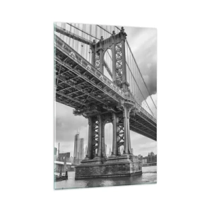 Glasbild - Bild auf glas - Eine Brücke in Schwarz-Weiß mit Blick auf die Stadt - 80x120cm - Ins Herz der Stadt - Moderne Wanddekoration für Wohnzimmer und Schlafzimmer ARTTOR