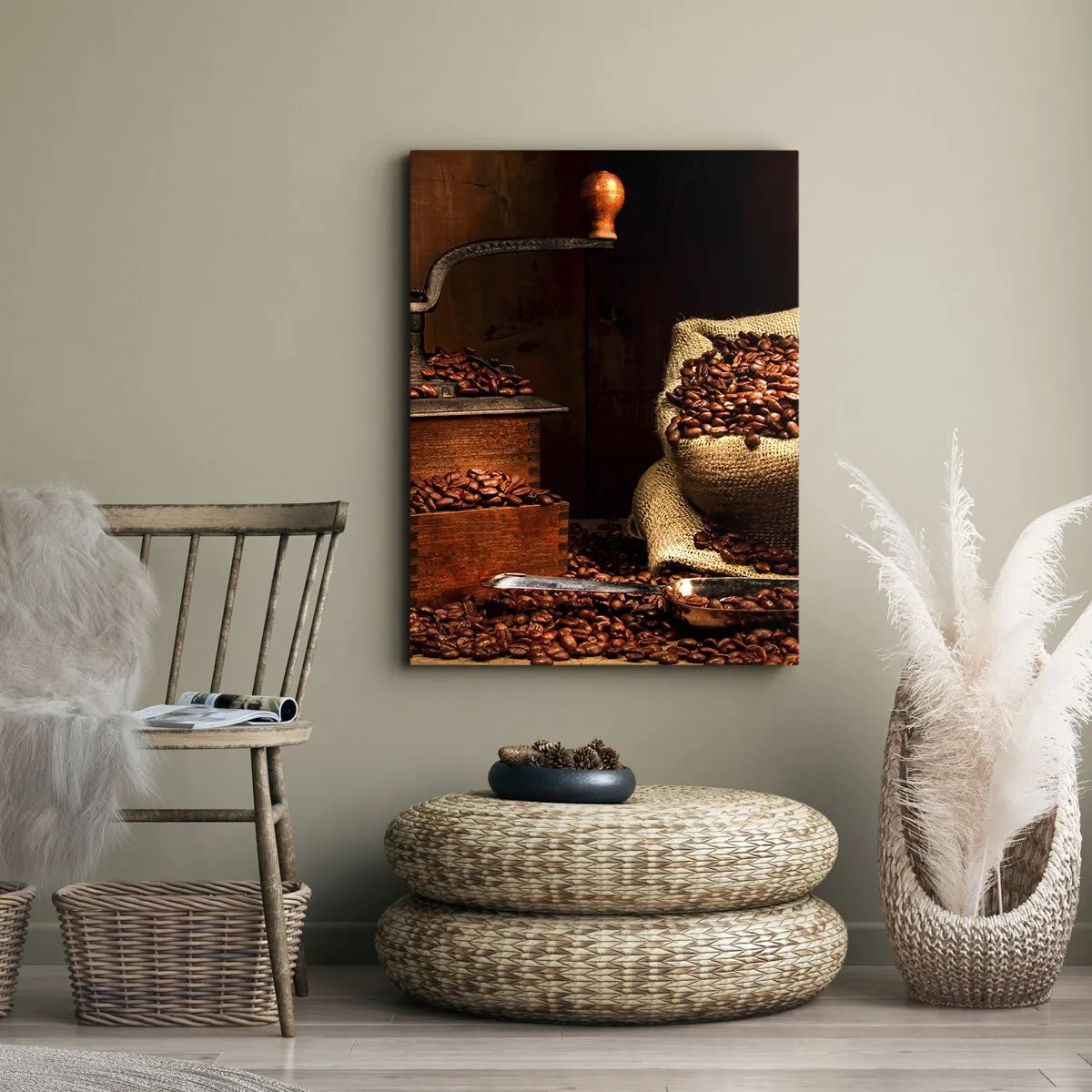 Bild auf Leinwand - Leinwandbild - Eine alte Kaffeemühle mit Bohnen und einer Tasche im rustikalen Stil. - 50x70cm - Stillleben mit Kaffeebohnen und einer Mühle - Moderne Wanddekoration für Wohnzimmer und Schlafzimmer ARTTOR