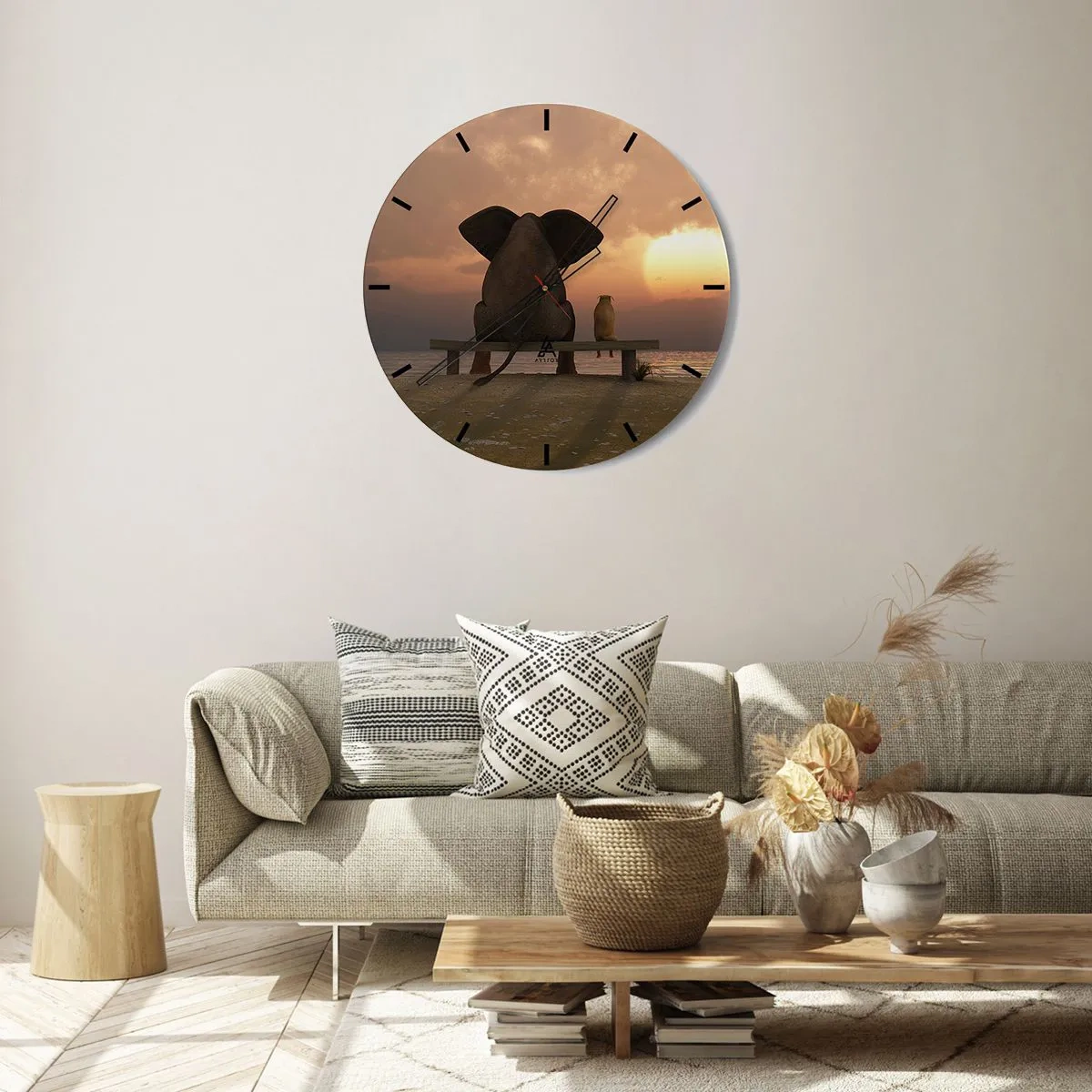Wanduhr - Glasuhr - Ein Elefant und ein Hund sitzen bei Sonnenuntergang auf einer Bank am Meer. - 30x30cm - Es tut gut zusammen zu schweigen - Moderne Wanddekoration für Wohnzimmer, Küche und Schlafzimmer ARTTOR
