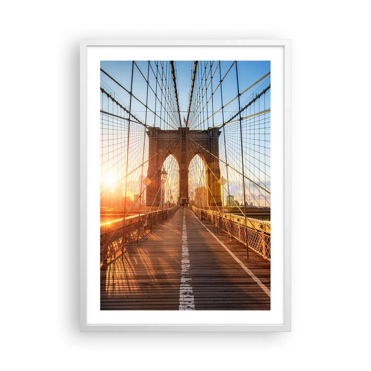 Poster in einem weißen Rahmen - Auf der goldenen Brücke - 50x70 cm