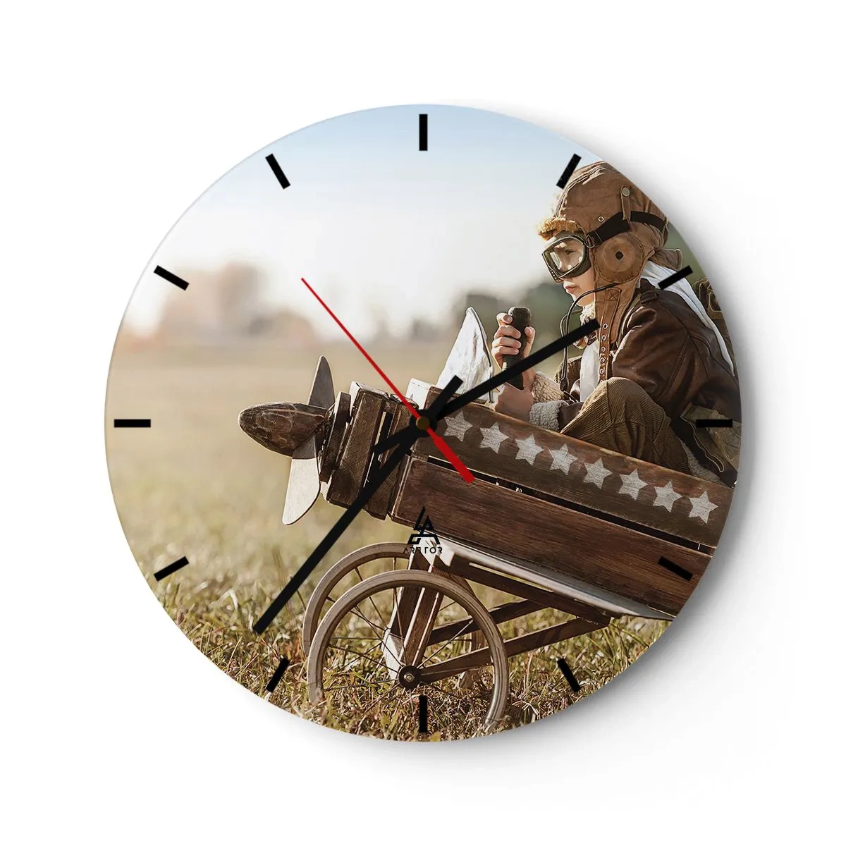Wanduhr - Glasuhr - Ein Junge im Pilotenkostüm in einem Holzflugzeug - 30x30cm - Start in Richtung eines Traums - Moderne Wanddekoration für Wohnzimmer, Küche und Schlafzimmer ARTTOR