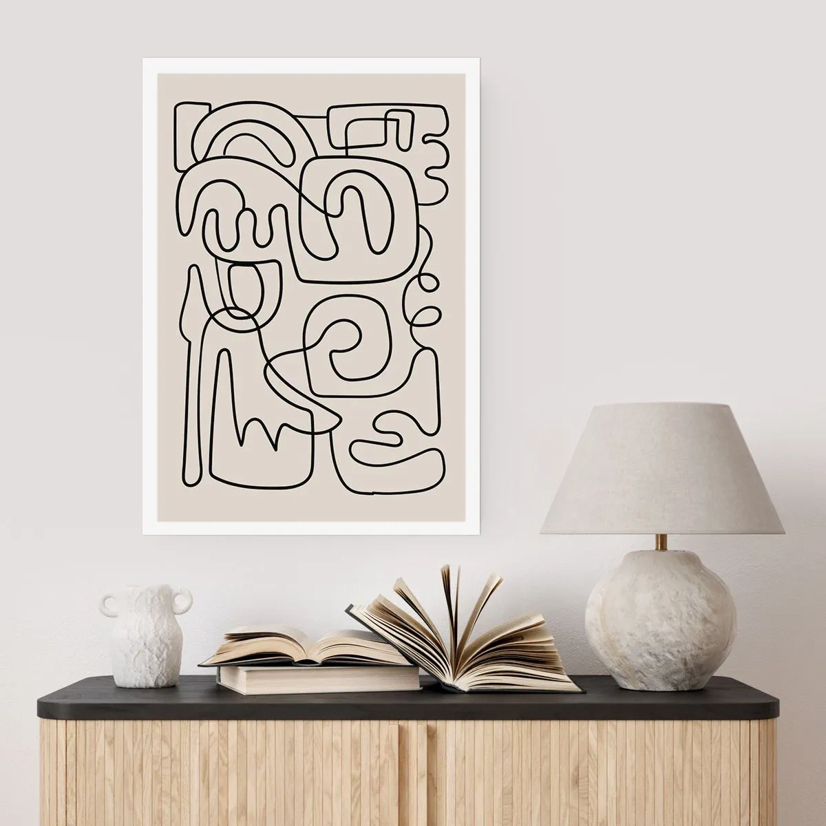 Poster - Moderne Abstraktion in Form einer schwarzen Linie auf beigem Hintergrund - 50x70cm - Folge der Spur - Moderne Wanddekoration für Wohnzimmer und Schlafzimmer ARTTOR