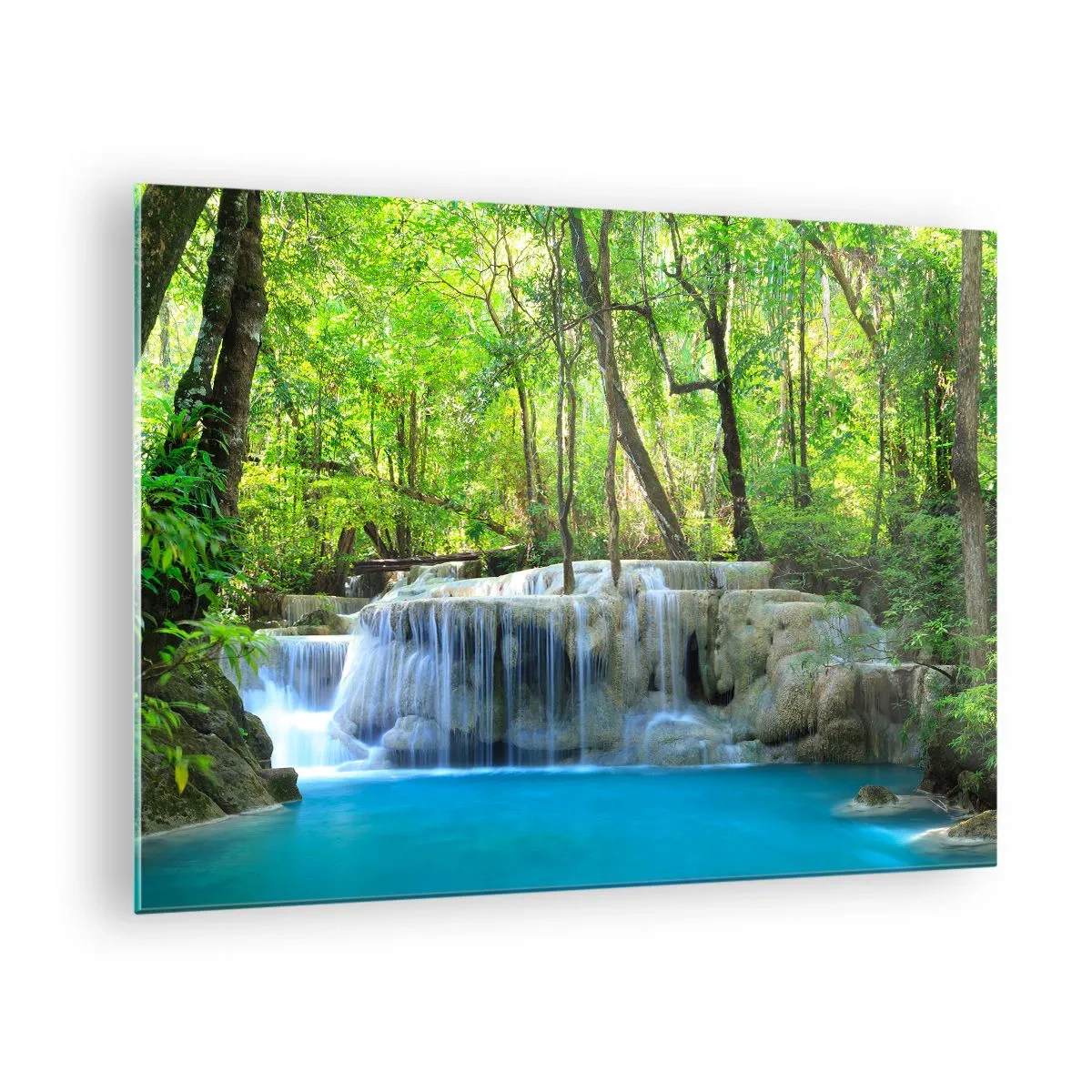 Glasbild - Bild auf glas - Ein Wasserfall, umgeben von grünen Bäumen und blauem Wasser - 70x50cm - In Türkis und Grün ertrinken - Moderne Wanddekoration für Wohnzimmer und Schlafzimmer ARTTOR