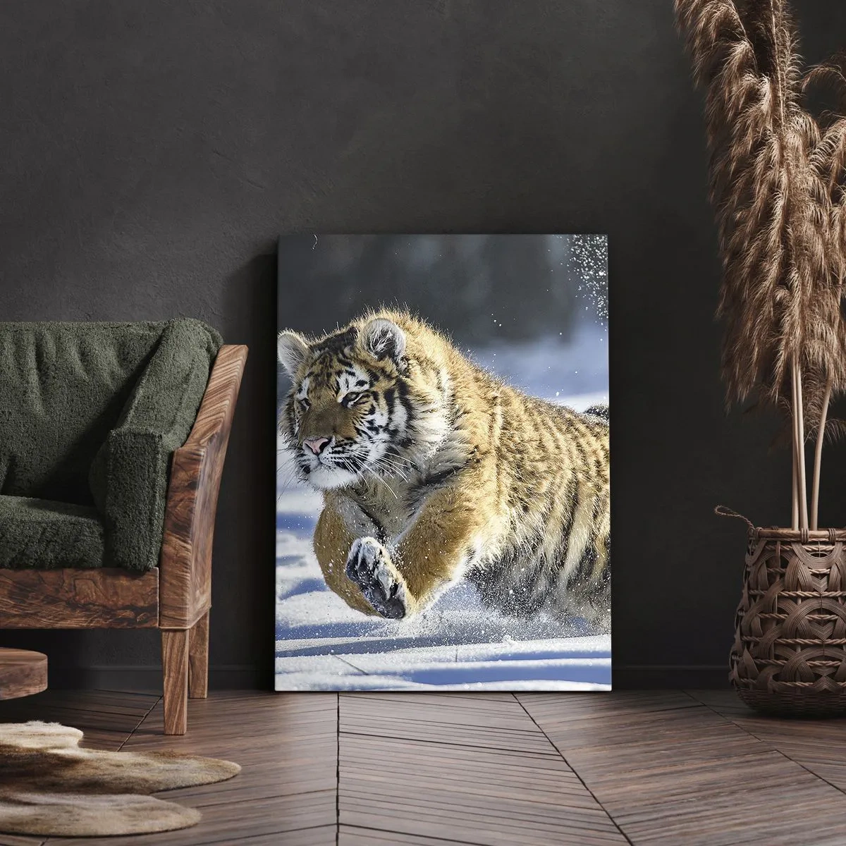 Bild auf Leinwand - Leinwandbild - Ein sibirischer Tiger läuft in einer verschneiten Landschaft - 50x70cm - Gott der sibirischen Taiga - Moderne Wanddekoration für Wohnzimmer und Schlafzimmer ARTTOR