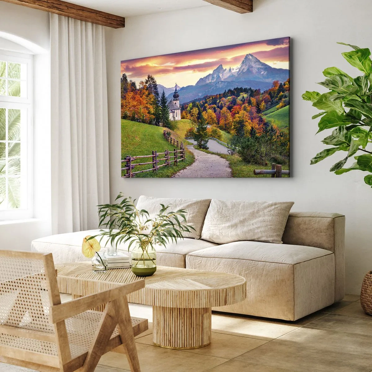 Bild auf Leinwand - Leinwandbild - Herbstliche Berglandschaft mit Kapelle und Sonnenuntergang - 120x80cm - Landschaftsartige Malerei - Moderne Wanddekoration für Wohnzimmer und Schlafzimmer ARTTOR