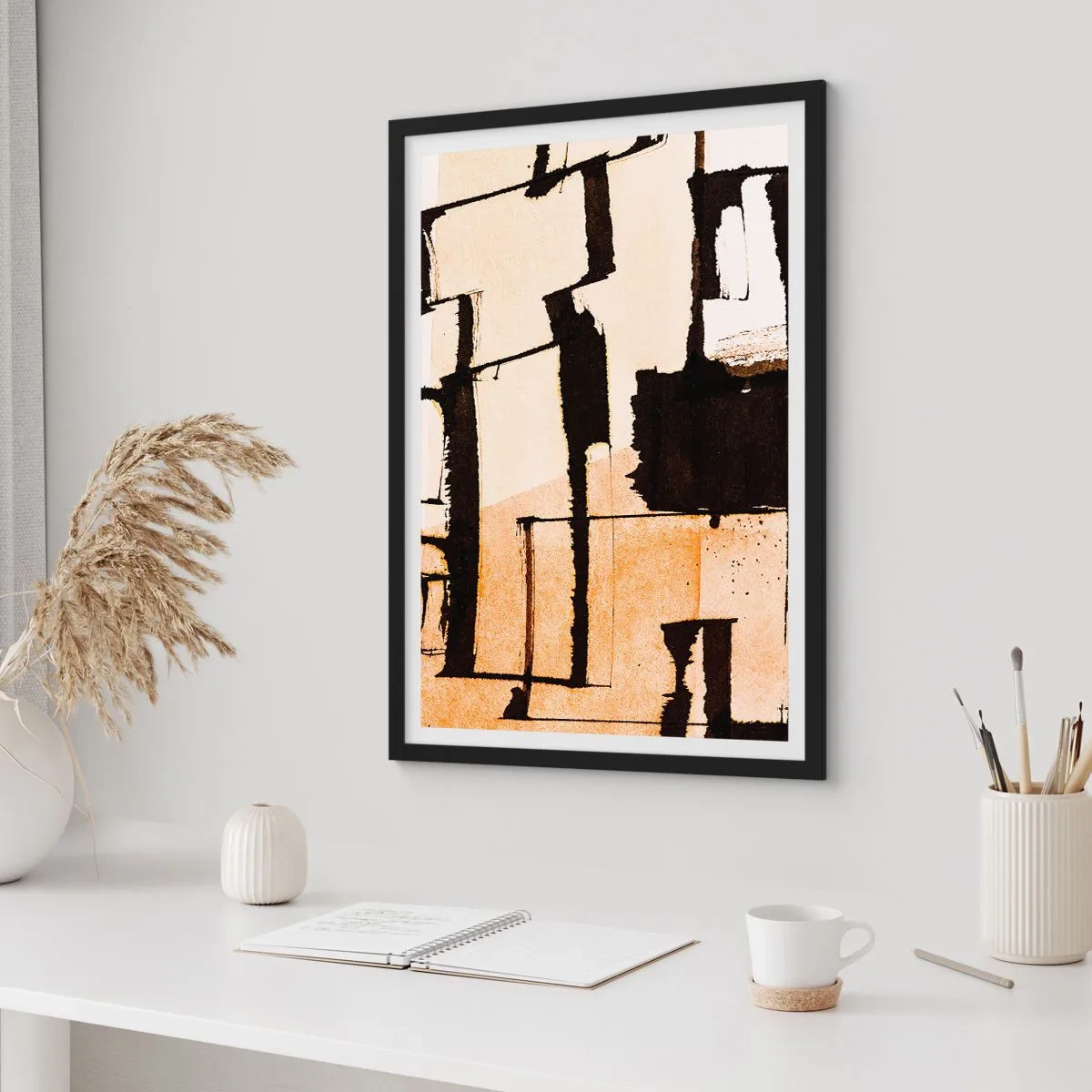 Poster in einem schwarzem Rahmen - Eine abstrakte Komposition aus geometrischen Formen in Beige- und Schwarztönen. - 50x70cm - Also doch Ordnung - Moderne Wanddekoration für Wohnzimmer und Schlafzimmer ARTTOR