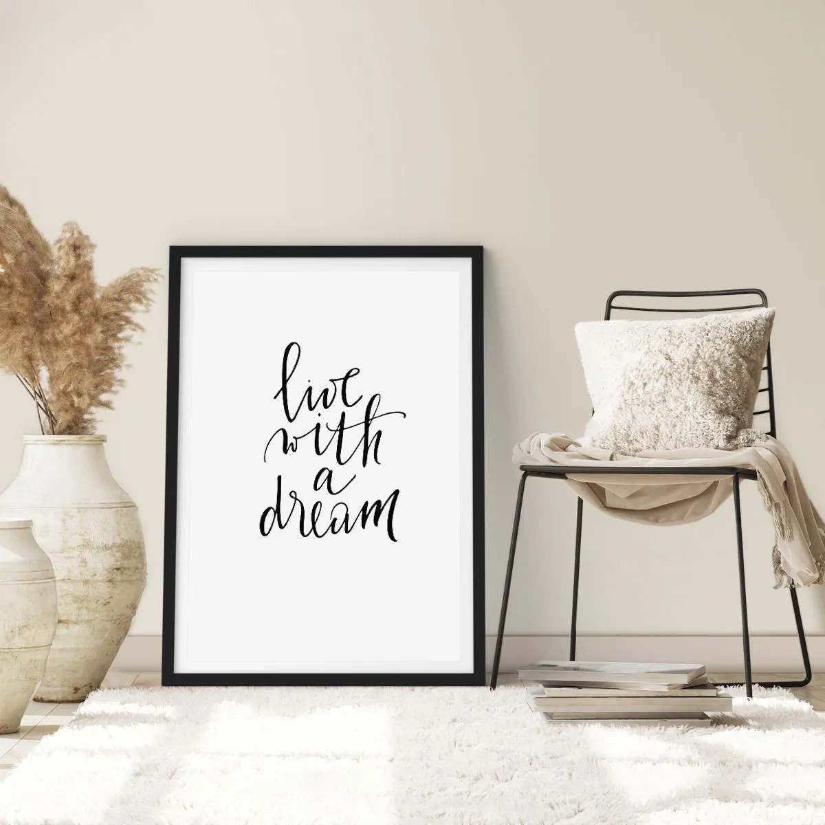 Poster in einem schwarzem Rahmen - Minimalistische Aufschrift „Live with a Dream“ auf weißem Hintergrund - 50x70cm - Na sicher - Moderne Wanddekoration für Wohnzimmer und Schlafzimmer ARTTOR