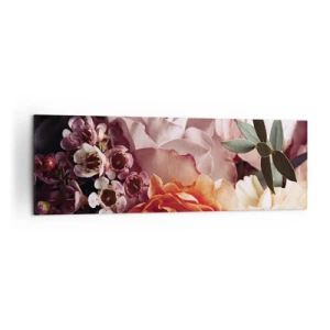 Bild auf Leinwand - Leinwandbild - Eine Nahaufnahme einer farbenfrohen Blumenkomposition - 160x50cm - Eingehüllt in Schönheit - Moderne Wanddekoration für Wohnzimmer und Schlafzimmer ARTTOR