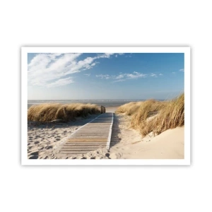 Poster - Ein Holzweg führt durch die Dünen zum ruhigen Meer - 100x70cm - Hinter der Düne, im Rauschen des Grases - Moderne Wanddekoration für Wohnzimmer und Schlafzimmer ARTTOR