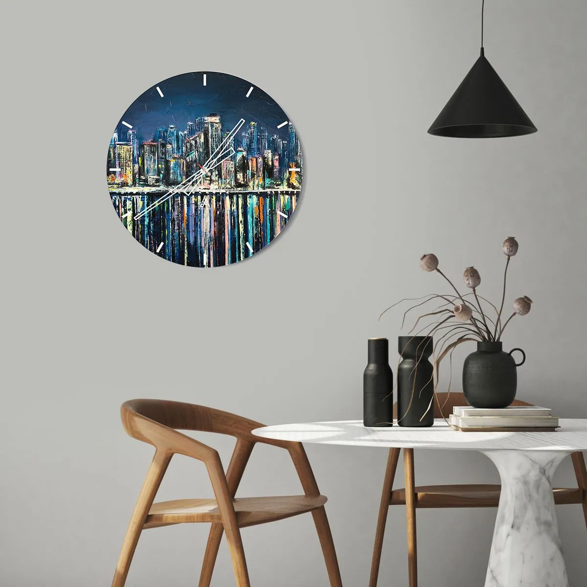 Wanduhr - Glasuhr - Nachtpanorama der Stadt mit Lichtreflexionen auf dem Wasser - 30x30cm - Kaskade von Lichtern - Moderne Wanddekoration für Wohnzimmer, Küche und Schlafzimmer ARTTOR