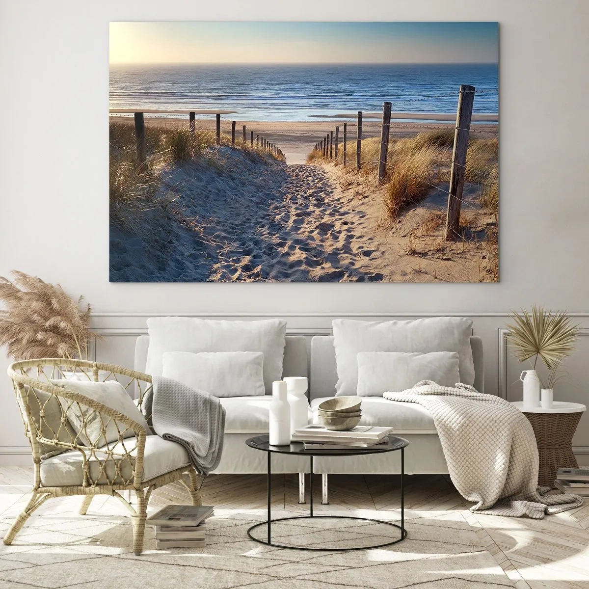Glasbild - Bild auf glas - Ein Weg durch die Dünen, der zu einem Strand mit ruhigem Meer führt - 100x70cm - Das Rauschen des Meeres, der Gesang der Vögel, ein wilder Strand im Gras ... - Moderne Wanddekoration für Wohnzimmer und Schlafzimmer ARTTOR